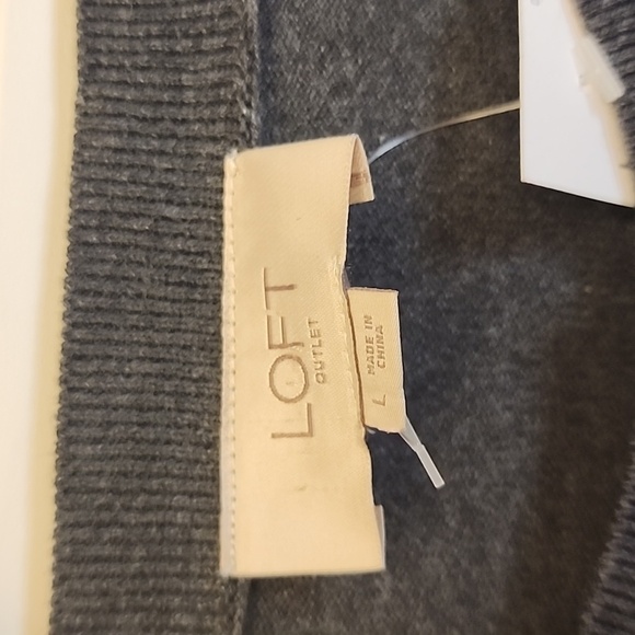 THE LOFT Gray Button up cardigan  Large - Picture 3 of 10